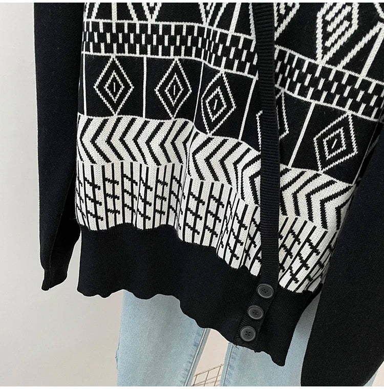 Plus Size Autumn Turtleneck Sweater Tops Women Geometric Print Fashion Irregular Patchwork Ladies Sweaters Loose Woman Sweater