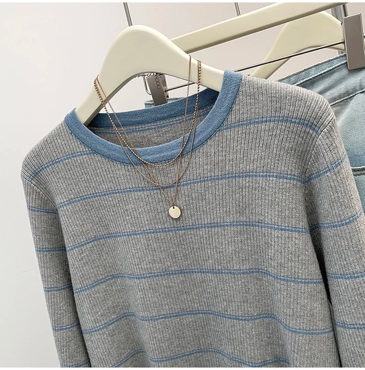 Plus Size Women 2024 Autumn Collection New Contrasting Striped Knit Sweater Fat Girl Fashion Design Sense Sweater Base Shirt Top